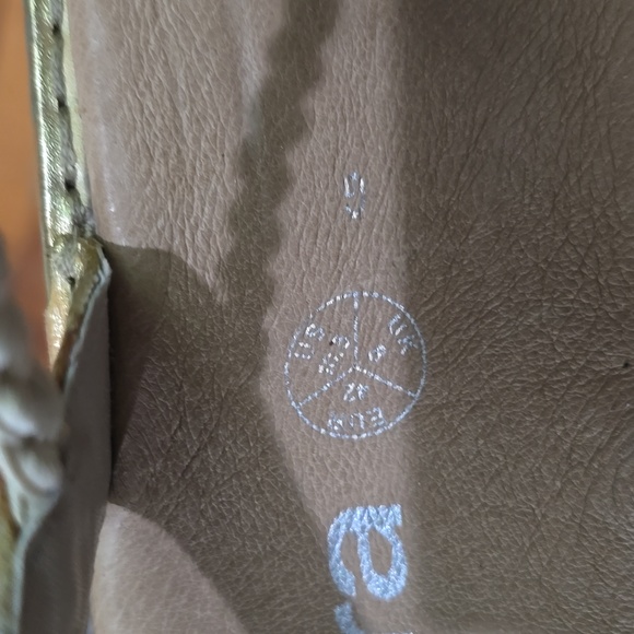 NWT Ara sandals - Picture 2 of 12